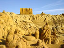 sculpture de sable : les voyageurs